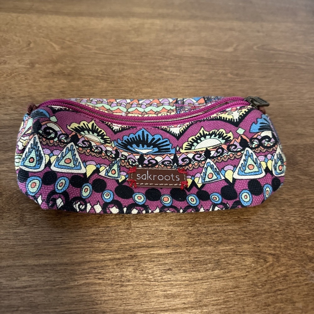 Sakroots Small Make Up Bag Pencil Sack Or Brush Bag Print‎ One World